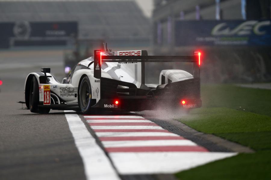  Porsche 919 Hybrid 2015 года  (фото 370 из 481)